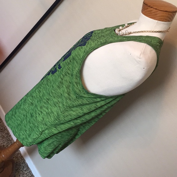 Active Top - Picture 5 of 7